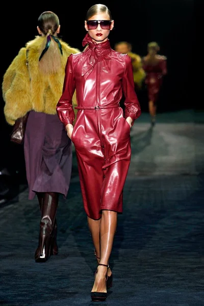Look 23